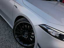 Mercedes-Benz A Class 2.0 A35 AMG Hatchback SpdS DCT 4Matic