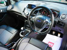 Ford Fiesta 1.6T EcoBoost ST-3 Hatchback, Manual