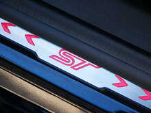 Ford Fiesta 1.6T EcoBoost ST-3 Hatchback, Manual