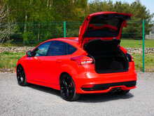 Ford Focus 2.0T EcoBoost ST-3 Manual 5dr Hatchback