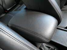 Ford Focus 2.0T EcoBoost ST-3 Manual 5dr Hatchback