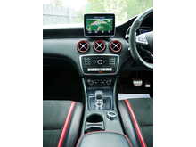 Mercedes-Benz A Class 2.0 A45 AMG (Premium) SpdS DCT 4MATIC
