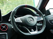 Mercedes-Benz A Class 2.0 A45 AMG (Premium) SpdS DCT 4MATIC