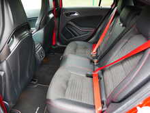 Mercedes-Benz A Class 2.0 A45 AMG (Premium) SpdS DCT 4MATIC