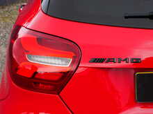 Mercedes-Benz A Class 2.0 A45 AMG (Premium) SpdS DCT 4MATIC