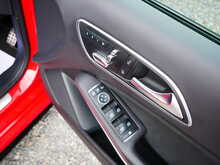 Mercedes-Benz A Class 2.0 A45 AMG (Premium) SpdS DCT 4MATIC