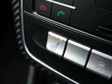 Mercedes-Benz A Class 2.0 A45 AMG (Premium) SpdS DCT 4MATIC