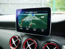 Mercedes-Benz A Class 2.0 A45 AMG (Premium) SpdS DCT 4MATIC