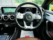 Mercedes-Benz A Class 2.0 A35 AMG (Executive) Spds (Automatic)