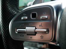Mercedes-Benz A Class 2.0 A35 AMG (Executive) Spds (Automatic)