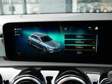 Mercedes-Benz A Class 2.0 A35 AMG (Executive) Spds (Automatic)