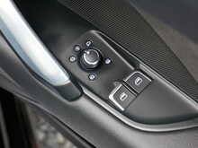 Audi TT 2.0 TFSI 40 S line Coupe, S Tronic