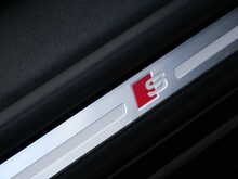 Audi TT 2.0 TFSI 40 S line Coupe, S Tronic
