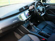 Audi Q3 2.0TFSI 40 Edition 1 Quattro, S-Tronic