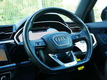 Audi Q3 2.0TFSI 40 Edition 1 Quattro, S-Tronic