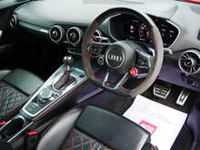 Audi TT RS 2.5 TFSI S Tronic quattro