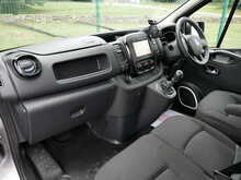 Vauxhall Vivaro 1.6 CDTi 2900 BiTurbo ecoTEC Limited Edition Nav