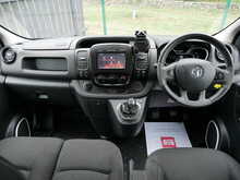 Vauxhall Vivaro 1.6 CDTi 2900 BiTurbo ecoTEC Limited Edition Nav