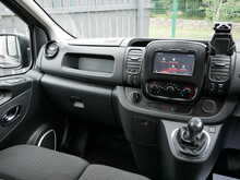 Vauxhall Vivaro 1.6 CDTi 2900 BiTurbo ecoTEC Limited Edition Nav