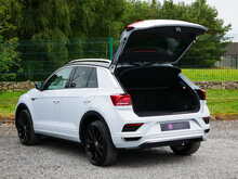 Volkswagen T-Roc 1.5 TSI EVO R-Line SUV, Manual Euro 6