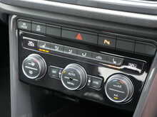 Volkswagen T-Roc 1.5 TSI EVO R-Line SUV, Manual Euro 6