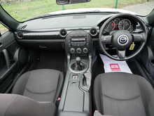 Mazda MX-5 1.8i SE Convertible, Manual
