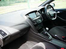 Ford Focus 1.0T EcoBoost ST-Line X 5dr, Manual
