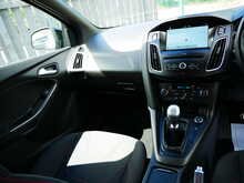 Ford Focus 1.0T EcoBoost ST-Line X 5dr, Manual