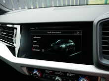 Audi A1 1.5 TFSI 35 S line Sportback, Manual