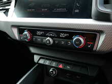 Audi A1 1.5 TFSI 35 S line Sportback, Manual