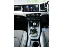 Audi A1 1.0 TFSI S line Sportback, Manual
