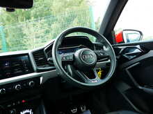 Audi A1 1.0 TFSI S line Sportback, Manual