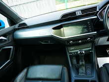Audi Q3 2.0TFSI S line quattro, S-Tronic