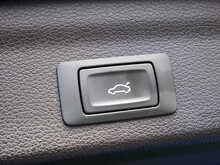 Audi Q3 2.0TFSI S line quattro, S-Tronic