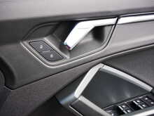 Audi Q3 2.0TFSI S line quattro, S-Tronic