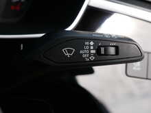 Audi Q3 2.0TFSI S line quattro, S-Tronic
