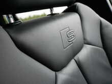 Audi Q3 2.0TFSI S line quattro, S-Tronic