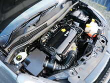 Vauxhall Corsa 1.6T VXR Clubsport, Manual