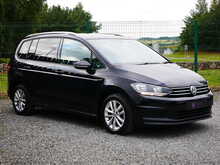 Volkswagen Touran 1.6 TDI BlueMotion Tech SE Family MPV