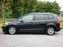 Volkswagen Touran 1.6 TDI BlueMotion Tech SE Family MPV