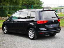 Volkswagen Touran 1.6 TDI BlueMotion Tech SE Family MPV