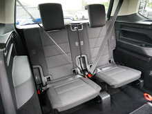 Volkswagen Touran 1.6 TDI BlueMotion Tech SE Family MPV