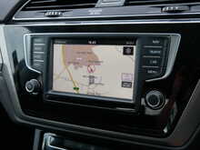 Volkswagen Touran 1.6 TDI BlueMotion Tech SE Family MPV