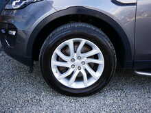 Land Rover Discovery Sport 2.0 TD4 SE Tech 4WD [Euro 6]