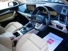 Audi Q5 2.0 TDI 40 Sport Sportback 5dr Diesel S Tronic quattro Euro 6 (s/s) (204 ps)