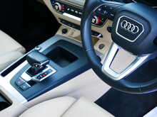 Audi Q5 2.0 TDI 40 Sport Sportback 5dr Diesel S Tronic quattro Euro 6 (s/s) (204 ps)