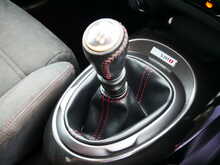Nissan Juke 1.6 DIG-T Nismo, Manual