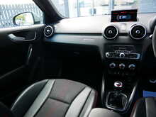 Audi S1 2.0 TFSI Sportback quattro, Manual