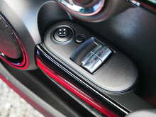 MINI Hatch 2.0 Cooper S Steptronic [Auto]