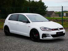 Volkswagen Golf 2.0 TSI GTI Performance, DSG
